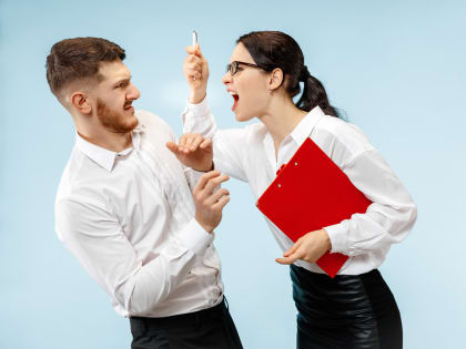 Причиной неприятностей на корпоративе чаще всего становится алкоголь