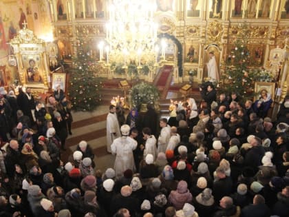 Светлое Рождество Христово встретили православные Биробиджанской епархии
