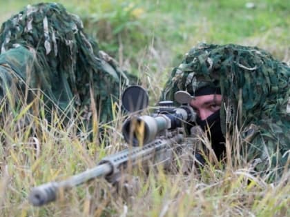 По 800 тысяч рублей - всем, кто заключит контракт с армией, дают крупную разовую выплату