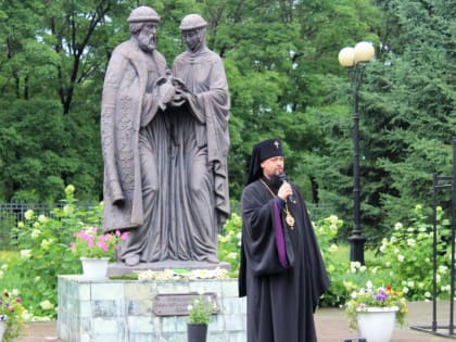 Парад семей состоялся в праздник свв. Петра и Февронии Муромских