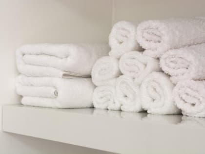 Как отбелить кухонные полотенца: ТОП-5 необычных лайфхаков