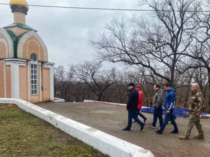 Недочеты в отделке памятника-музея на Волочаевской сопке потребовал устранить губернатор ЕАО Ростислав Гольдштейн