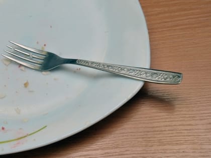 Не докладывают, кормят холодным: сотни нарушений в сфере школьного питания выявлены в ЕАО