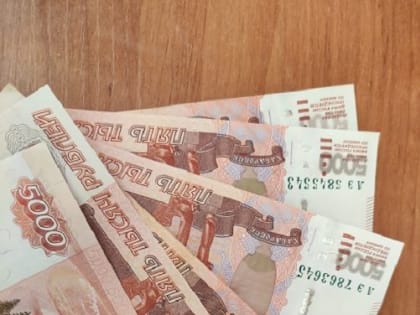 Жительница ЕАО откликнулась на просьбу подруги и лишилась денег