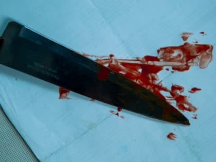 Кровавая жуть в общежитии: искромсал собутыльника ножом житель Биробиджана
