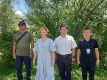 Уроки мастерства преподали художники из Еврейской автономной области