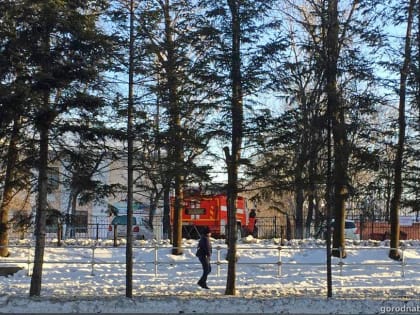 Подозрительным предметом, обнаруженным в одной из школ Биробиджана, оказался пакет со спортивной обувью