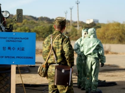 Запустил бутылку в голову пограничника пьяный водитель-дебошир у пункта пропуска в ЕАО