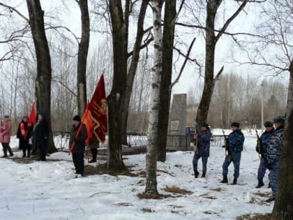 Возложением цветов отметили День окончания Волочаевского боя в поселке Бира Облученского района ЕАО