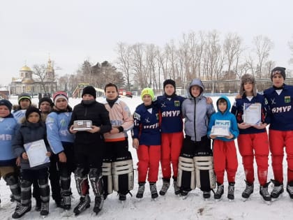 Юные хоккеисты матчем отметили новоселье на стадионе «Амур» в с. Ленинском в ЕАО