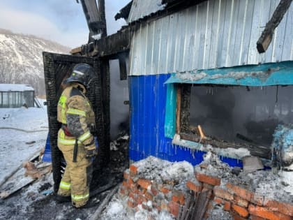 Столярная мастерская с инструментами сгорела в п. Хинганск ЕАО