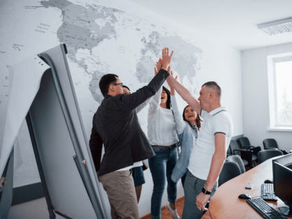 58% россиян убеждены, что дополнительные навыки помогут молодёжи повысить благосостояние