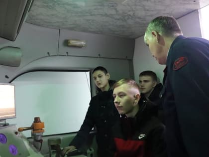 Инженерные каникулы впервые провели в ЕАО для школьников Облучья, Тынды, Нерюнгри и Февральска