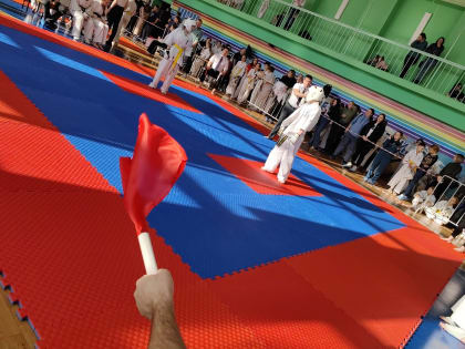 Около 300 спортсменов собрал областной турнир по по киокусинкай карате в Биробиджане