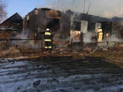 Пенсионер погиб в страшном пожаре в с. Дежнёво ЕАО