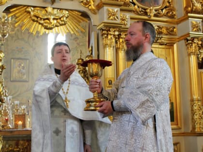 Вселенская родительская суббота в Благовещенском соборе Биробиджана