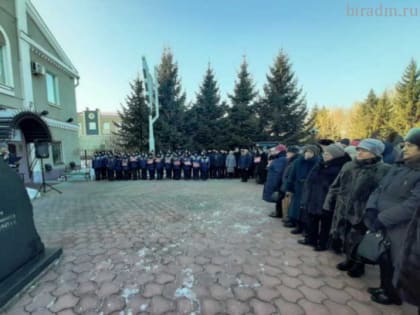 ТРАУРНЫМ МИТИНГОМ ОТМЕТИЛИ МЕЖДУНАРОДНЫЙ ДЕНЬ ПАМЯТИ ЖЕРТВ ХОЛОКОСТА В БИРОБИДЖАНЕ