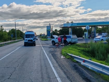 Автомобиль «скорой» по недосмотру двух водителей попал в ДТП
