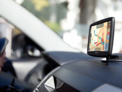 Каждый четвертый водитель в России ругается с навигатором — исследование