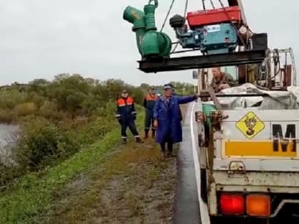 Для борьбы с паводком в ЕАО из Китая доставили насосные станции