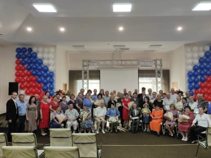 Одно большое чувство на двоих: семьи-долгожители чествовали в Биробиджане