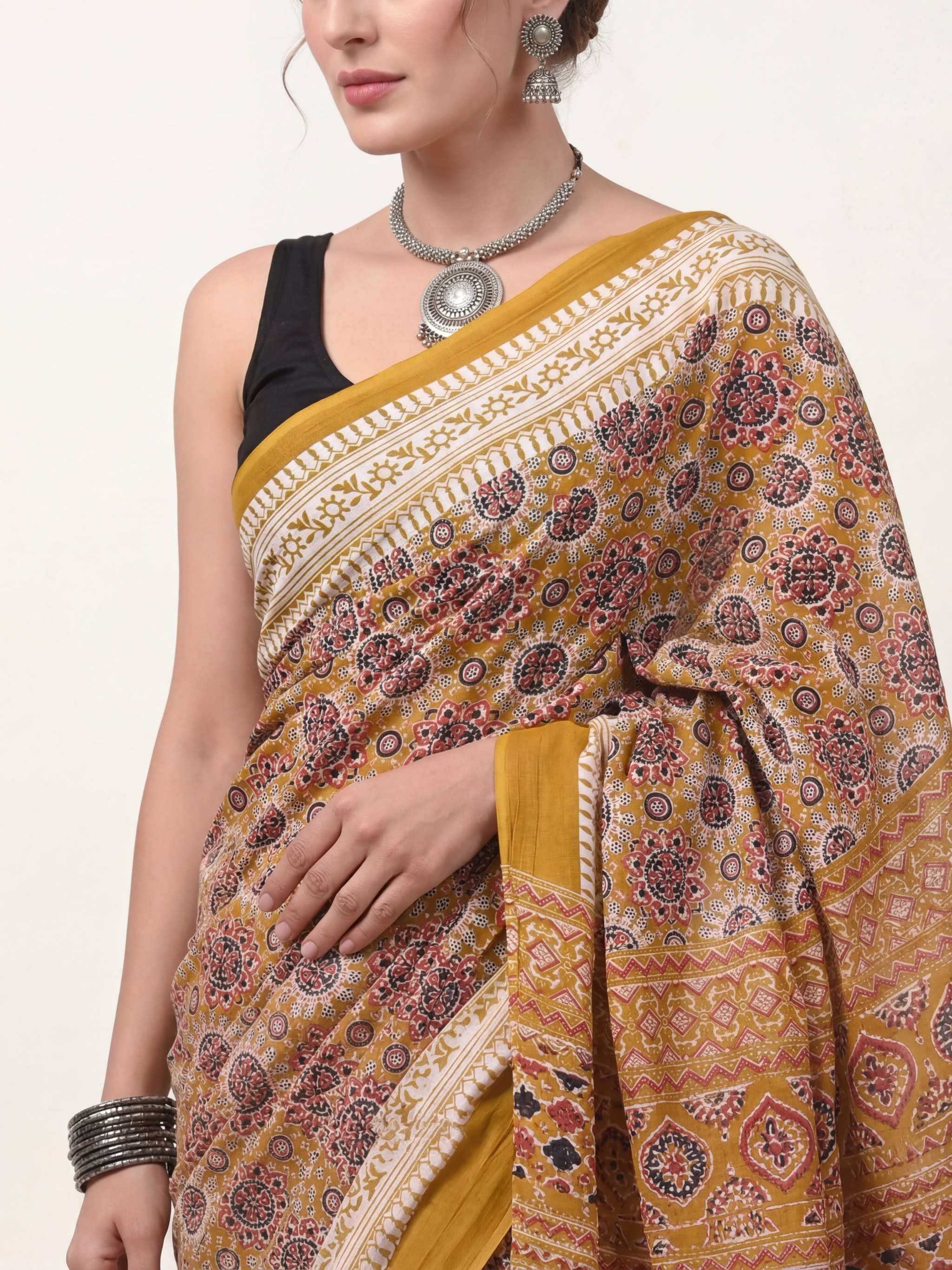 Traditional Block Print Mulmul Cotton Saree - Image 1