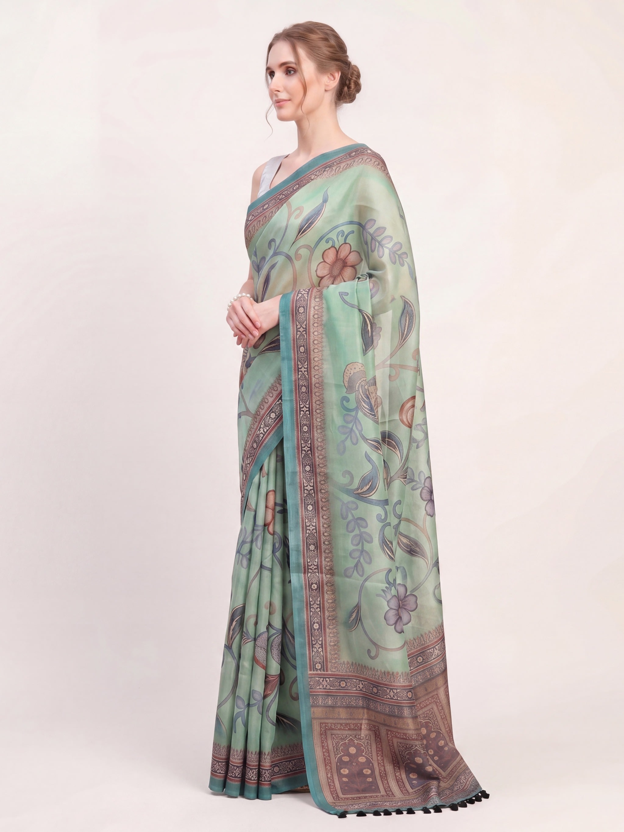 Vanyaa Mint Blossom Saree - Image 3