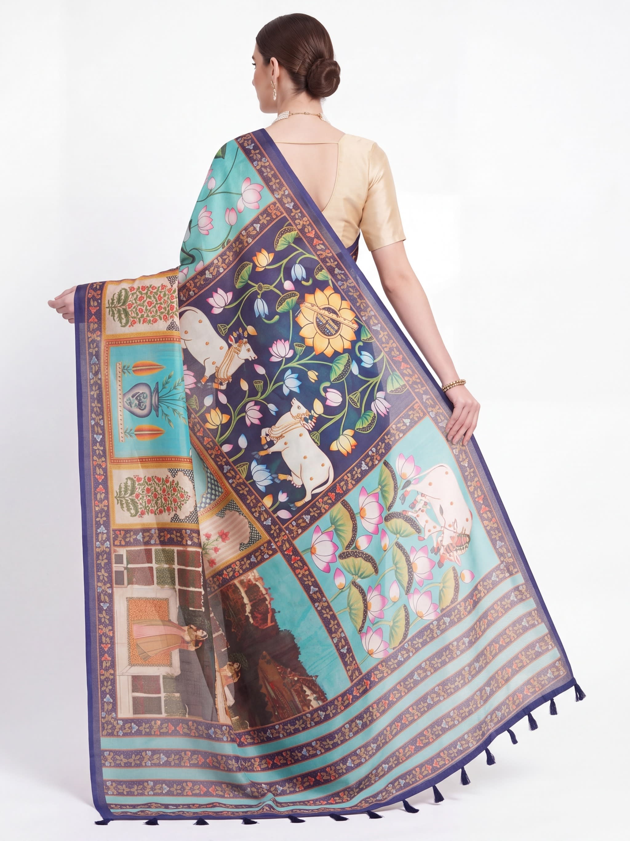 Heritage Lotus Story Printed Saree - Image 4