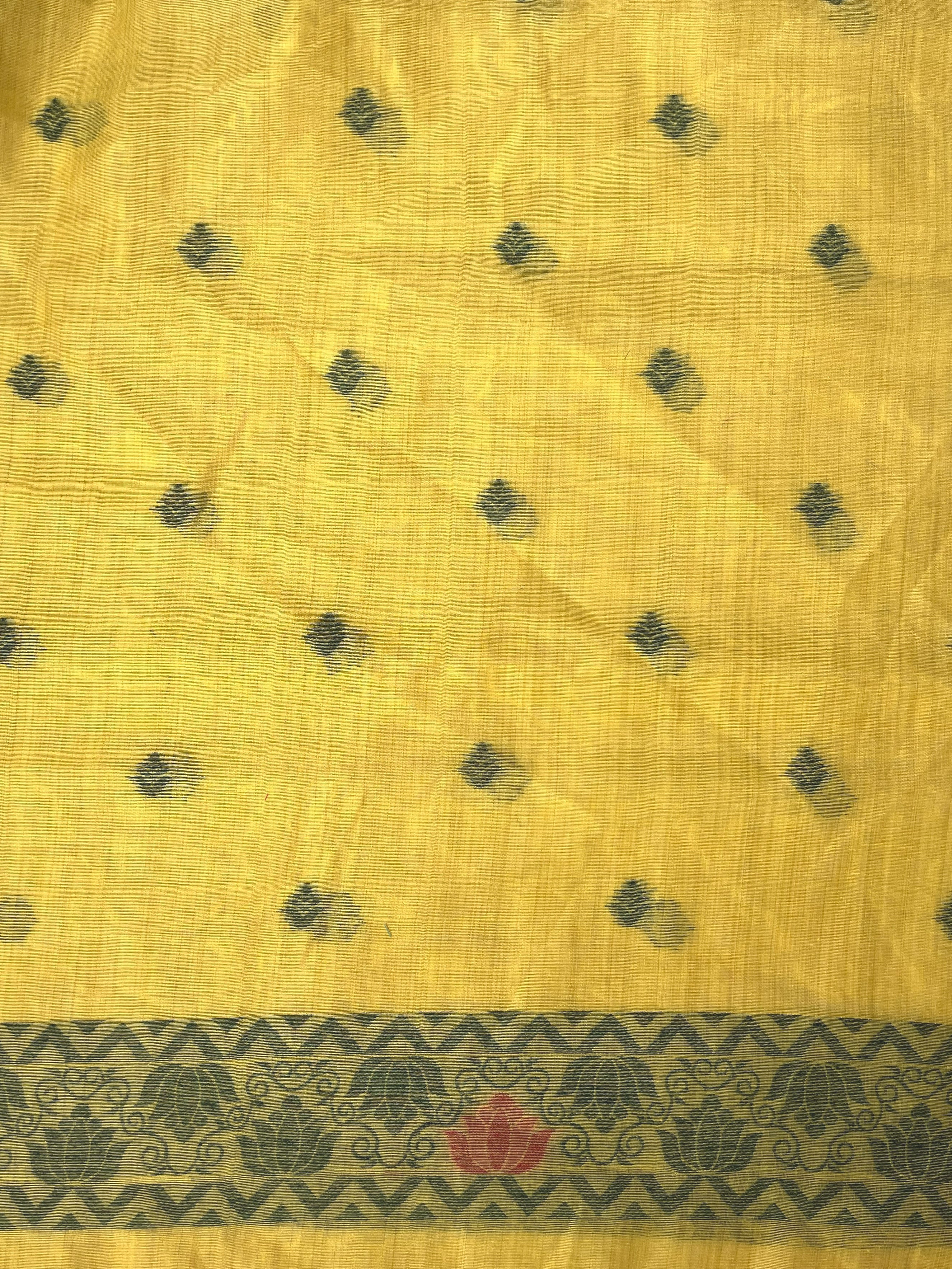 Lemon Yellow Handwoven Jamdani Saree with Peacock Pallu Art