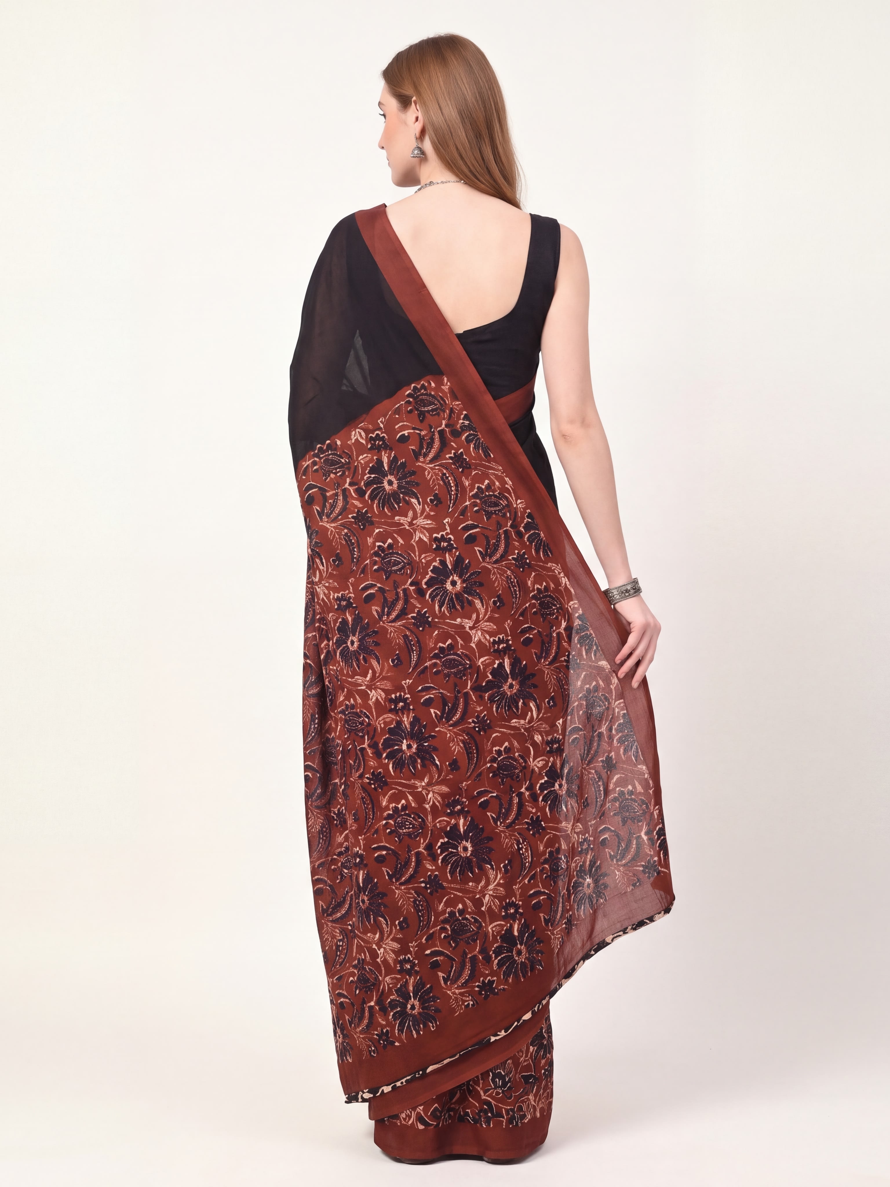Kaalika Floral Block Print Saree