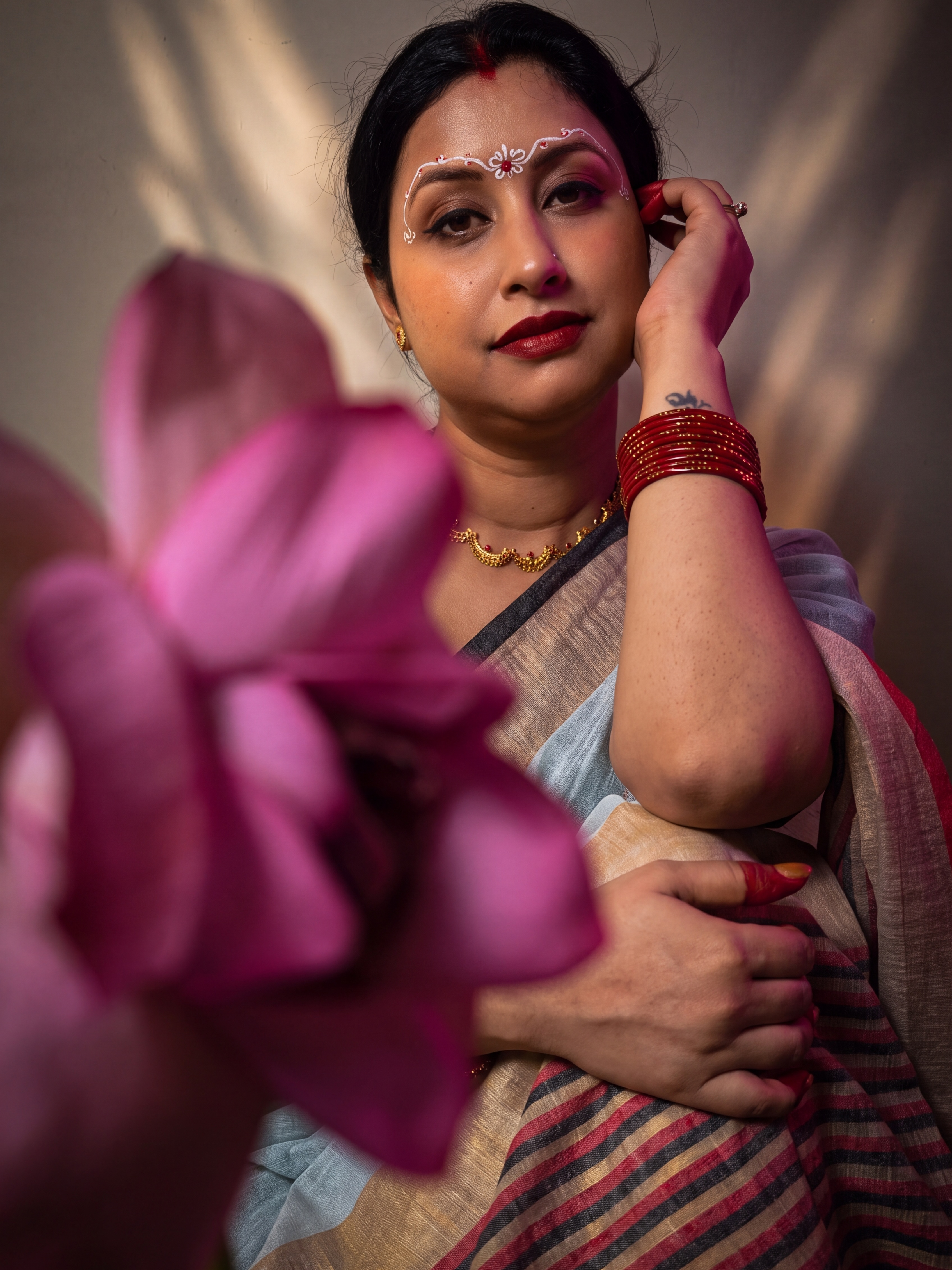 Suvarna Rekha Bhagalpur Cotton Linen Saree - gallery