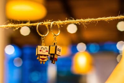 Traditional Businesses Are Struggling To Survive The AI Disruption Wave