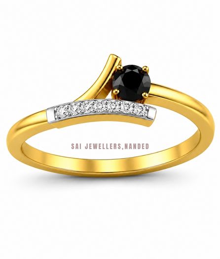Black Solitaire Gold Ring view 3