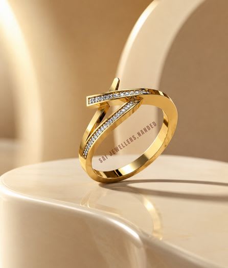 Criss Cross Gold Ring - View 1