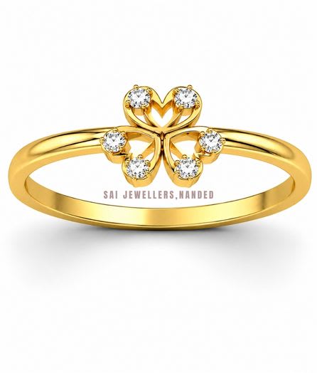 Three Leaf Gold Ring view 3