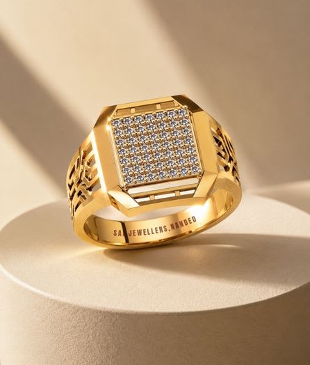 Hexagonal Frame Gold Ring - View 1