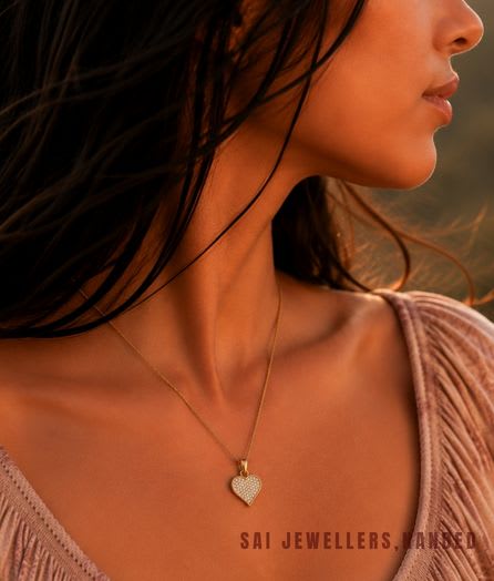 Sparkling Heart Gold Pendant view 2