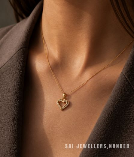 Ornate Heart Gold Pendant view 2