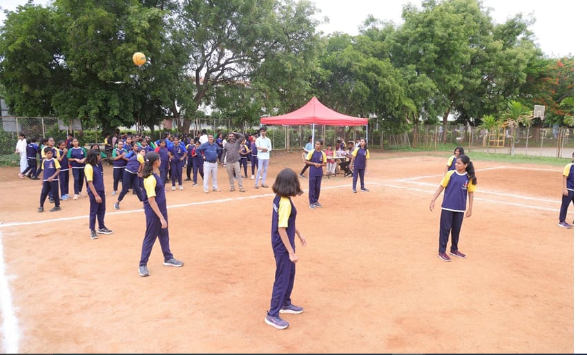 Throwball Competition for Girls Class VI–VIII CBSE