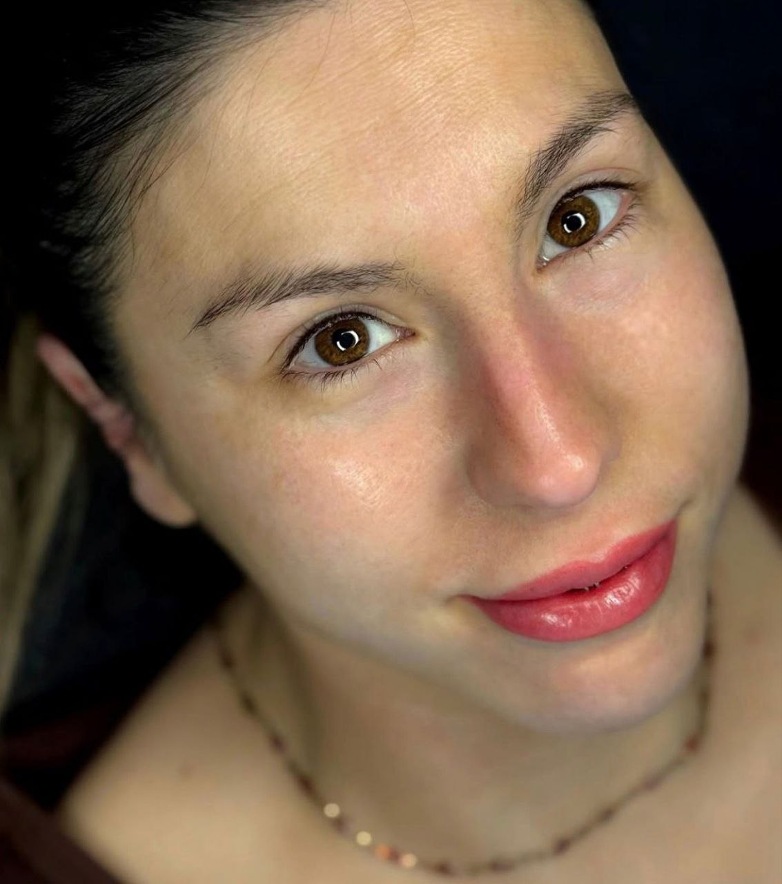 Cejas micropigmentadas polvo
