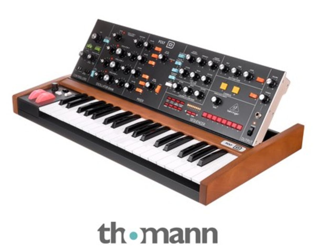 Behringer Poly D
