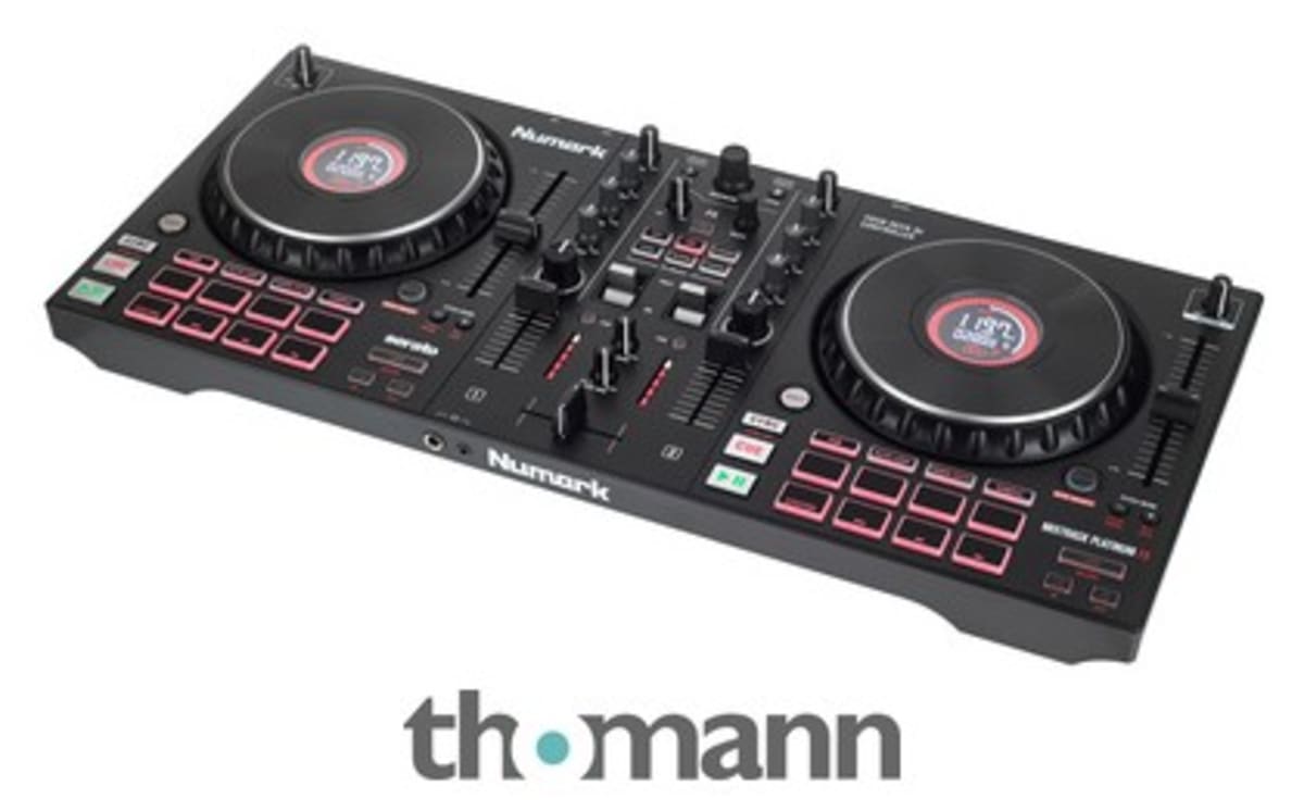 Numark Mixtrack Platinum FX