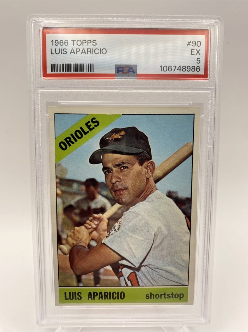 1966 Topps Luis Aparicio #90 front