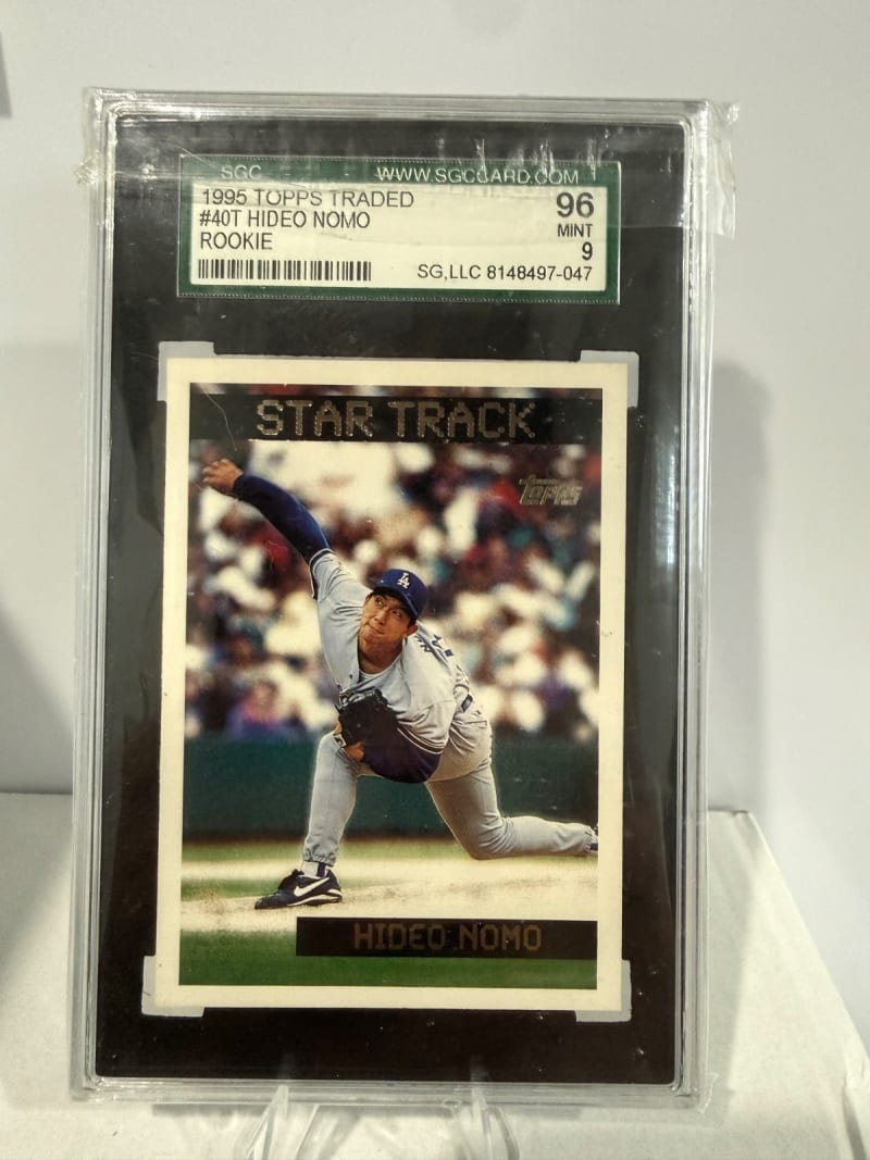 1995 Topps Traded Hideo Nomo #40T front