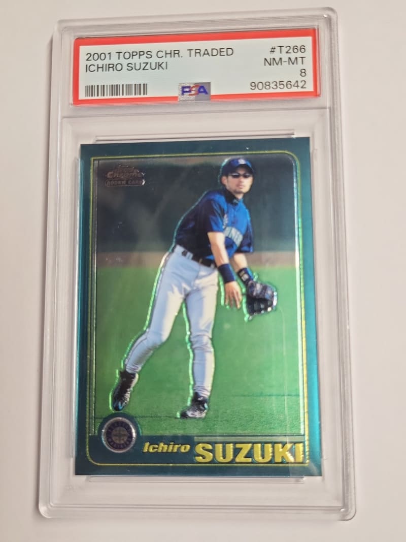 2001 Topps Traded Ichiro Suzuki #T266 front