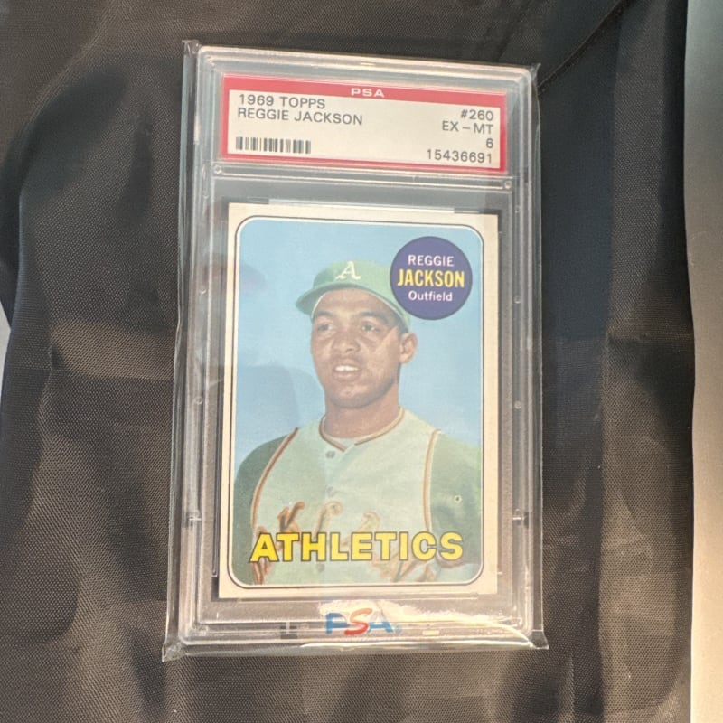 1969 Topps Reggie Jackson #260 front