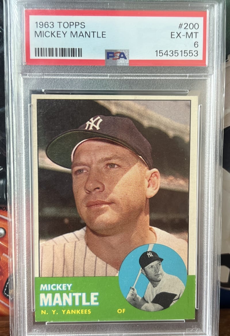 1963 Topps Mickey Mantle #200 front