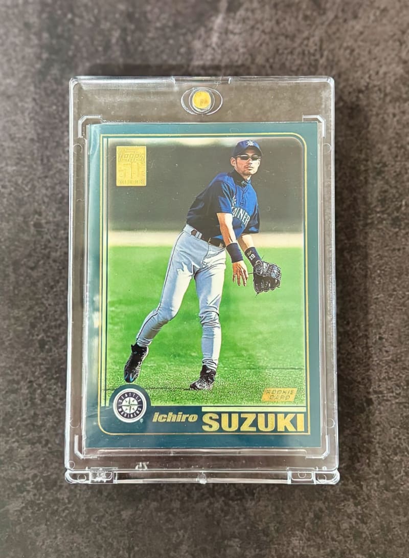 2001 Topps Traded Ichiro Suzuki #T266 front
