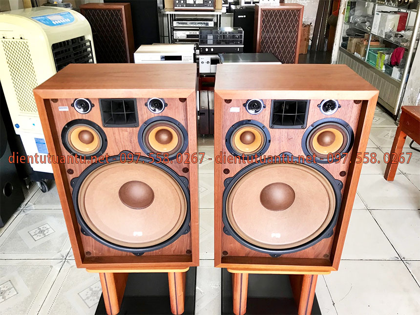 Loa Pioneer CS 99A FB khi có nhu cầu tại sao bạn không liên hệ đến công ty điện tử Tuấn Tú, chúng tôi luôn sẵn sàng phục vụ bạn nhanh và tốt nhất, hàng có sẵn tại công ty nên bạn dễ dang trải nghiệm khi có nhu cầu, tư vấn đến bạn một cách cụ thể về thiết bị, mức giá bán rẻ.