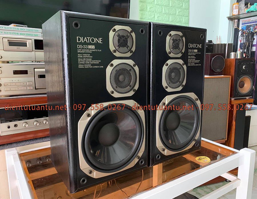 Dịch vụ thu mua loa cũ đã qua sử dụng cung cấp bởi công ty điện tử Tuấn Tú được thực hiện bởi những người thợ có tay nghề cao, am hiểu sâu sắc về đa dạng các dòng loa khác nhau, định giá sản phẩm tốt nhất theo giá thị trường, hổ trợ quí khách nhanh nhất khi có nhu cầu thanh lý thiết bị, đêm lại sự hài lòng cao nhất khi quí khách sử dụng dịch vụ chúng tôi cung cấp.